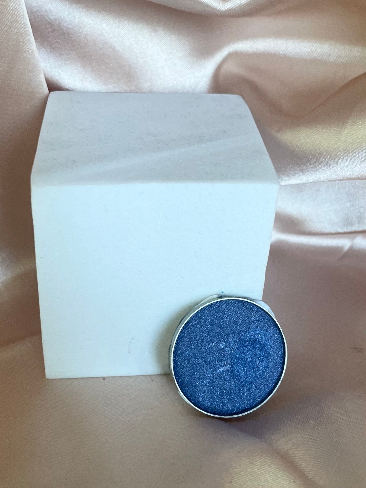 Eyeshadow single pan