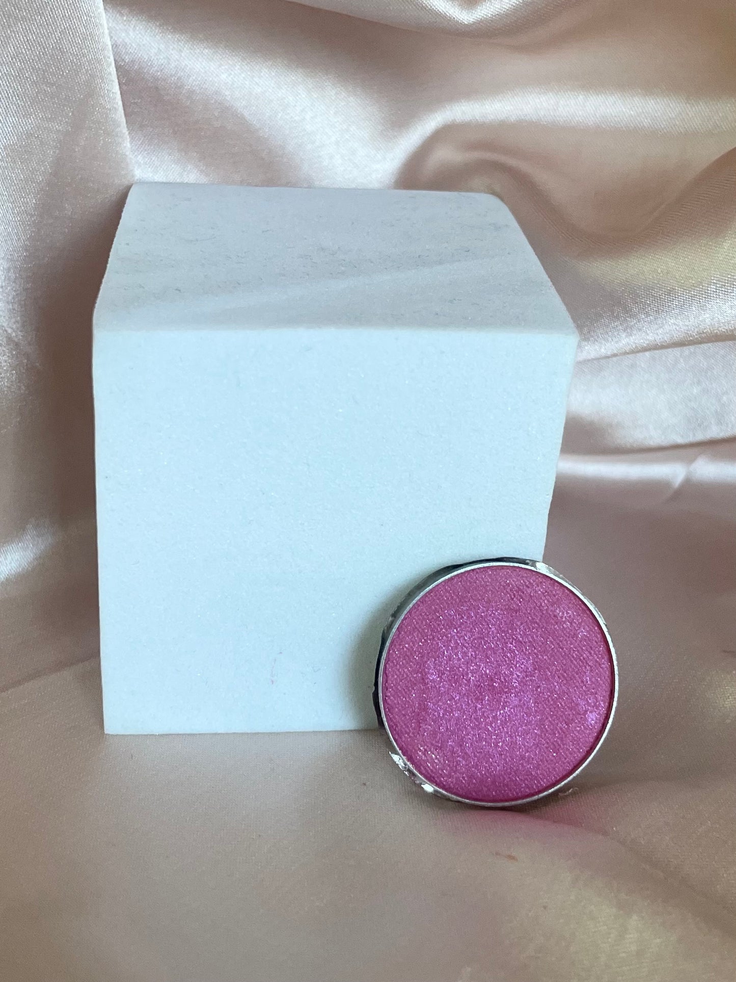 Eyeshadow single pan