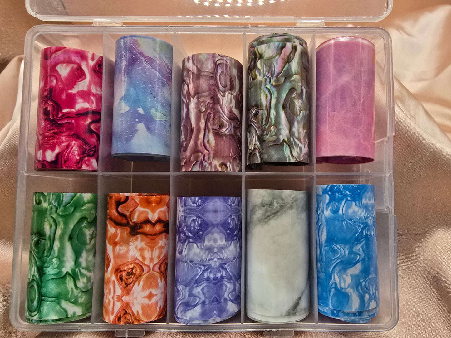 Nail foil box