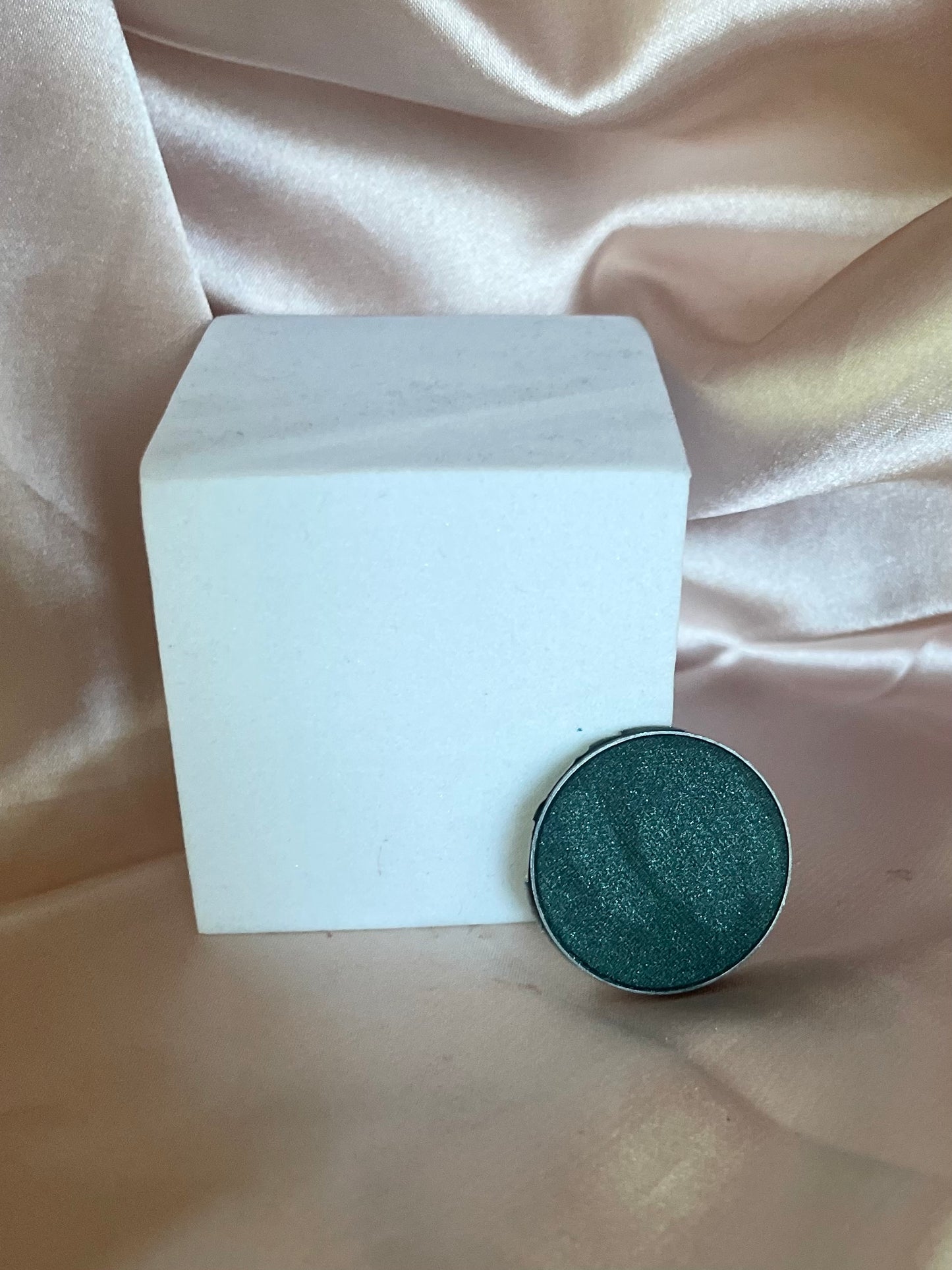 Eyeshadow single pan