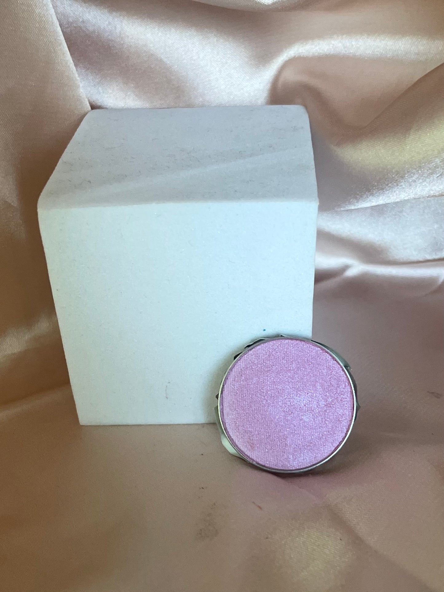 Eyeshadow single pan
