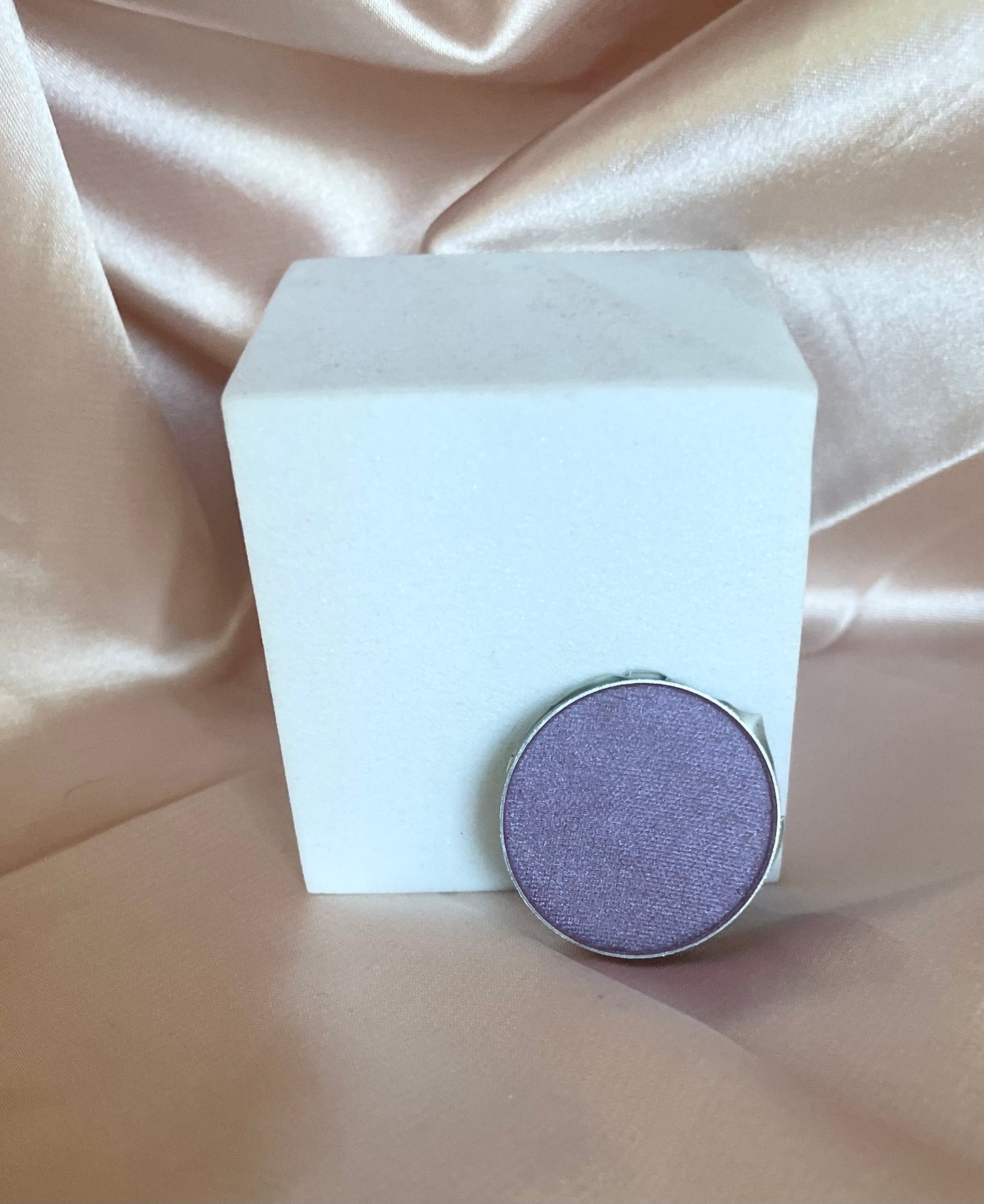 Eyeshadow single pan