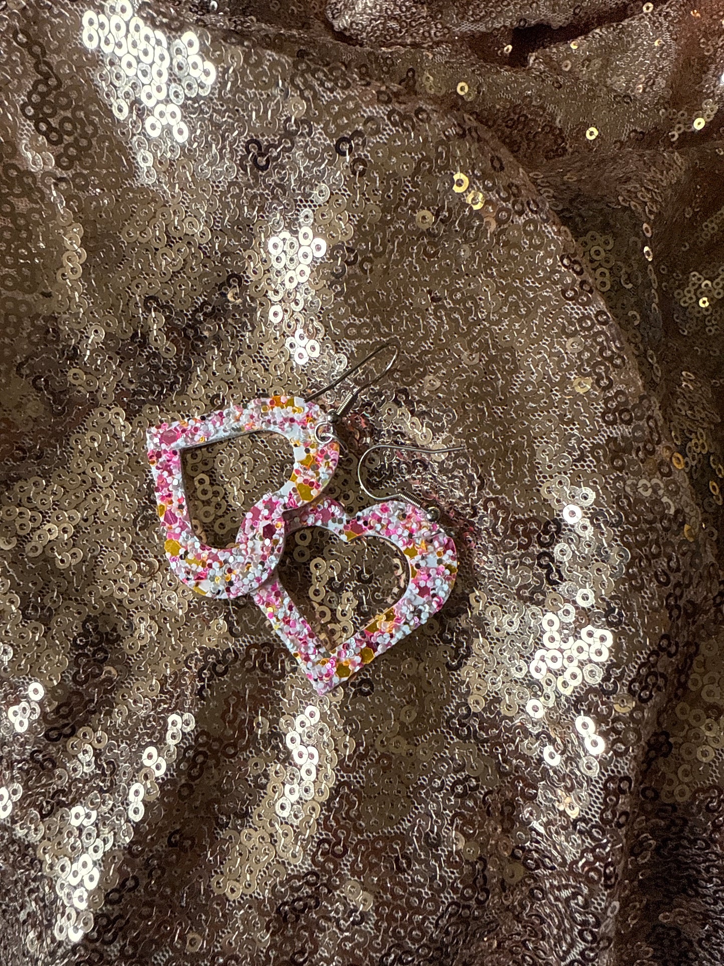 Glitter pink heart leather earring