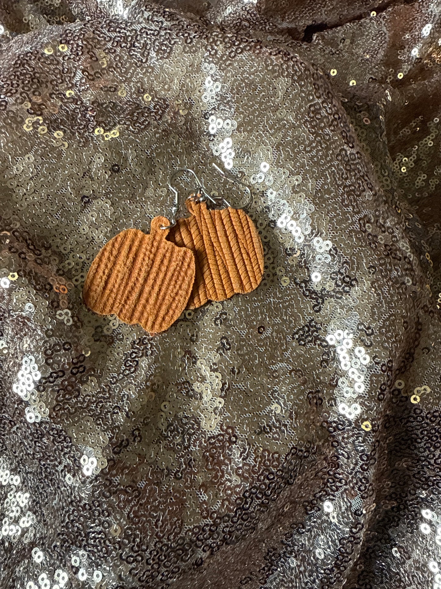 Orange pumpkin earring