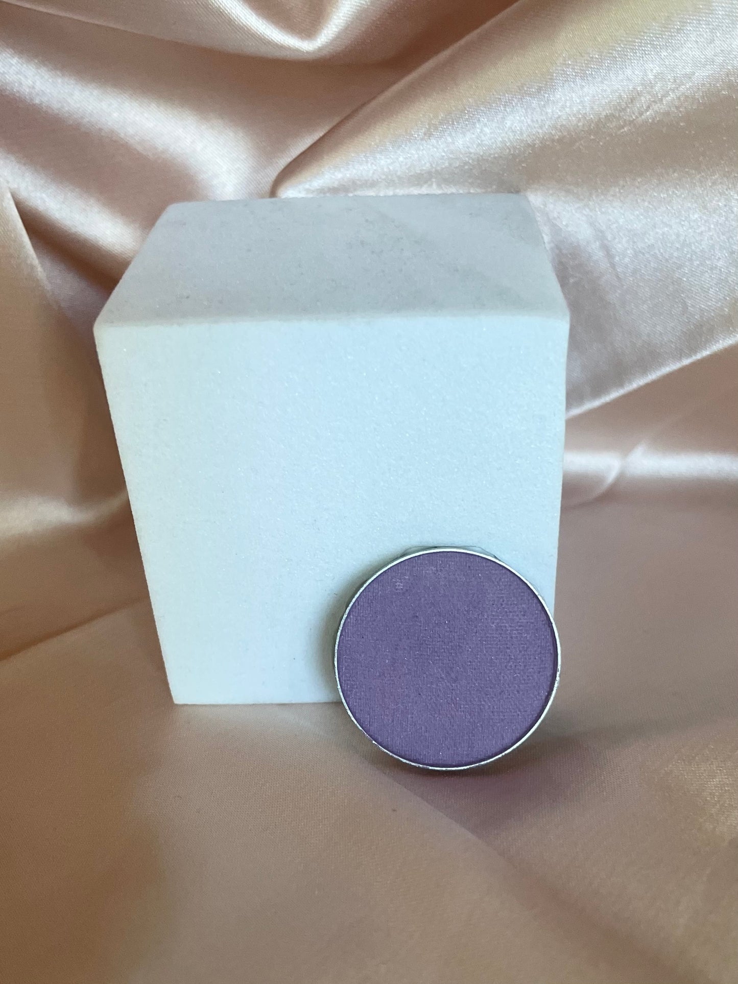 Eyeshadow single pan