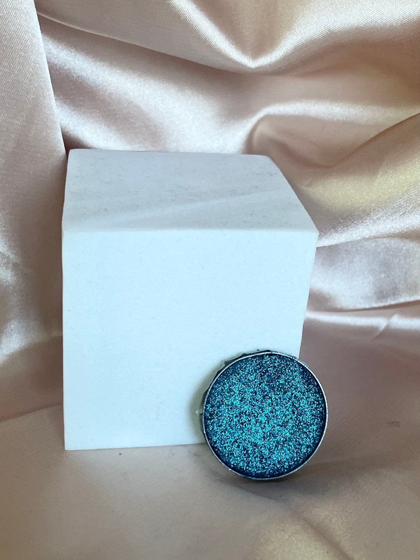 Eyeshadow single pan