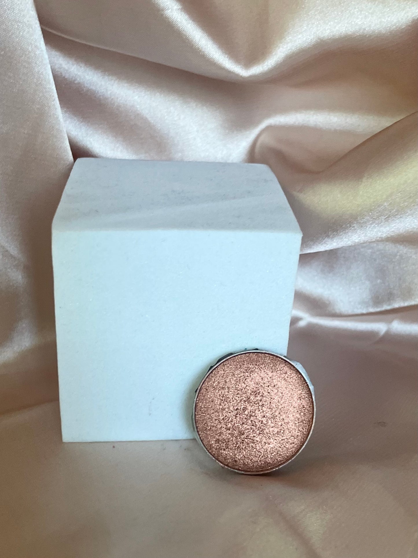 Eyeshadow single pan