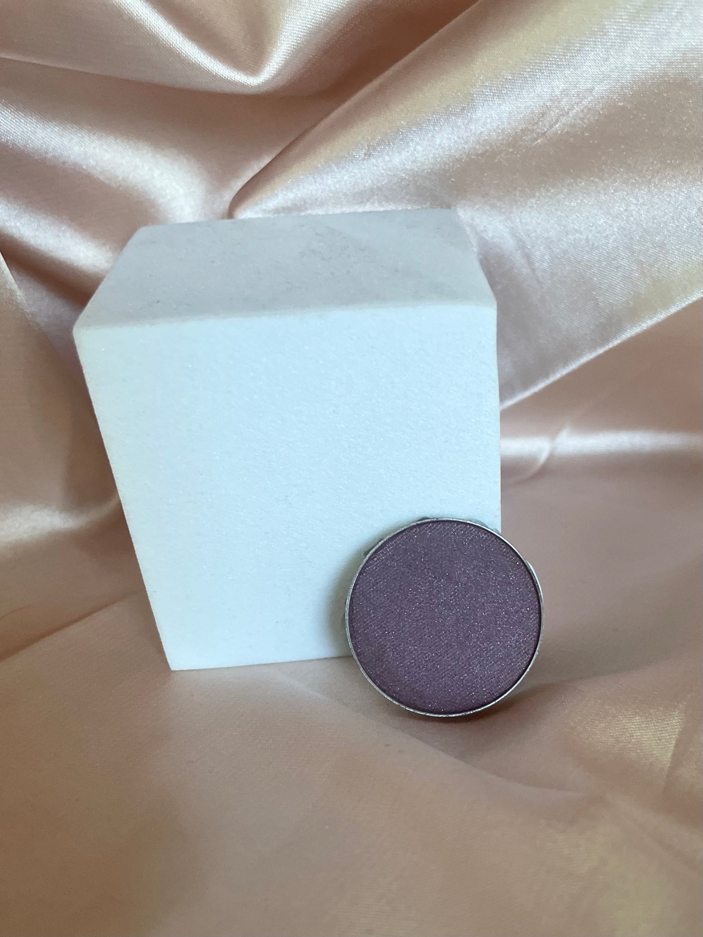Eyeshadow single pan