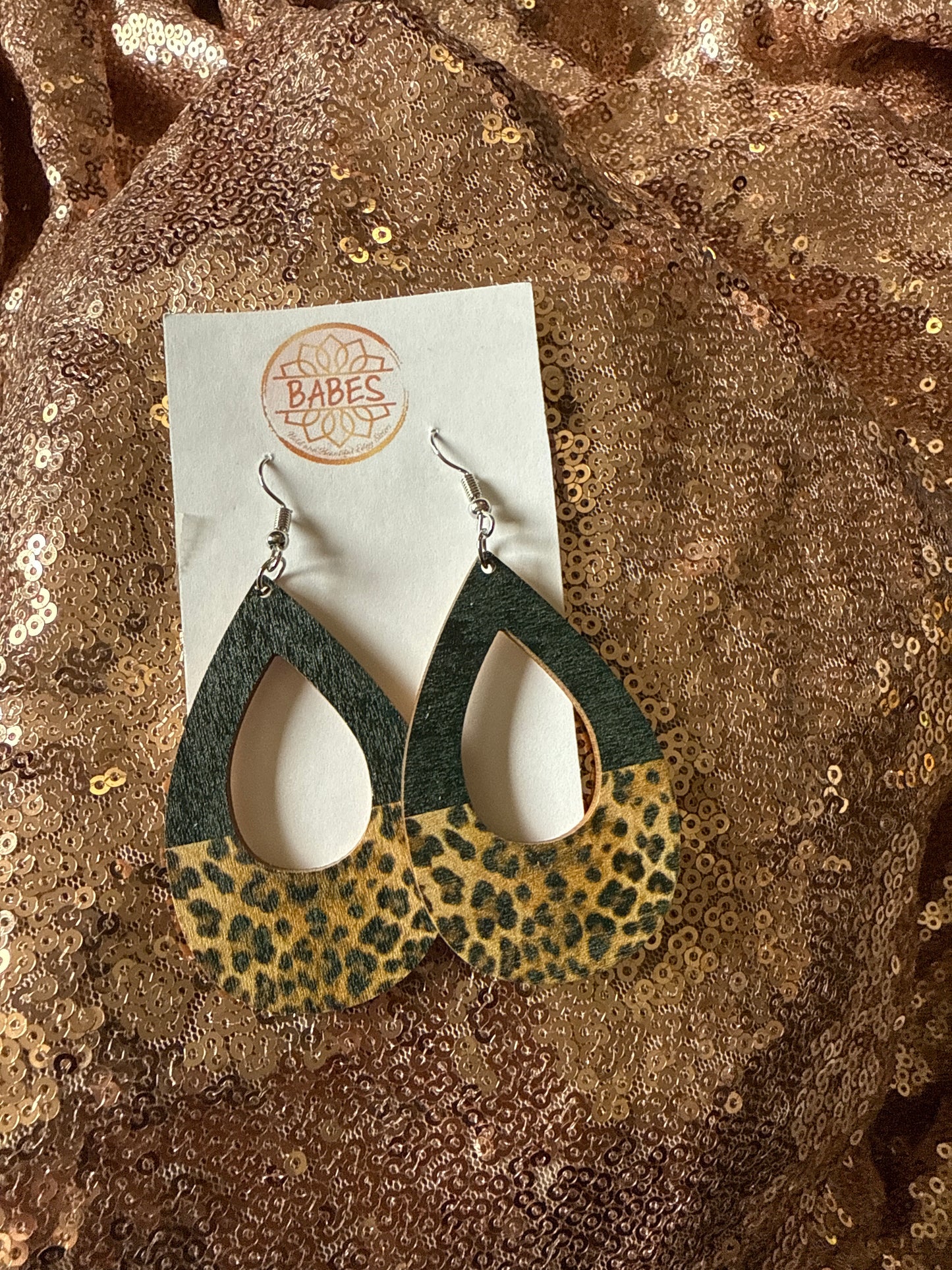 Wood tear drop cheetah and black earring
