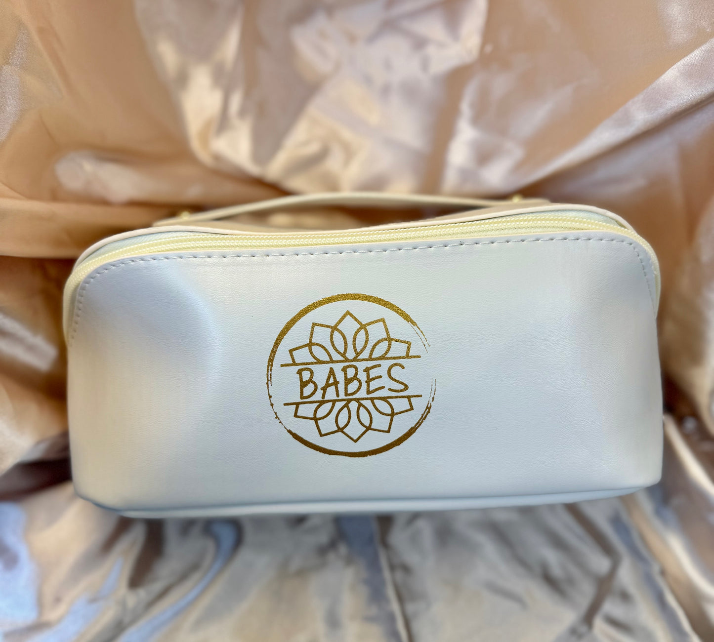 Makeup bag