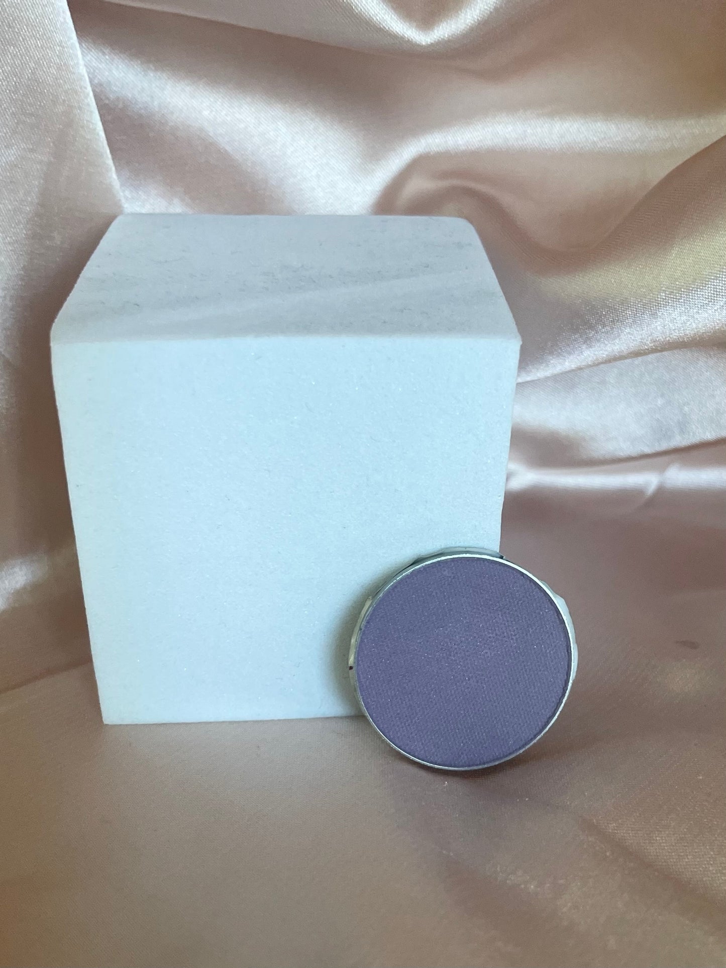 Eyeshadow single pan
