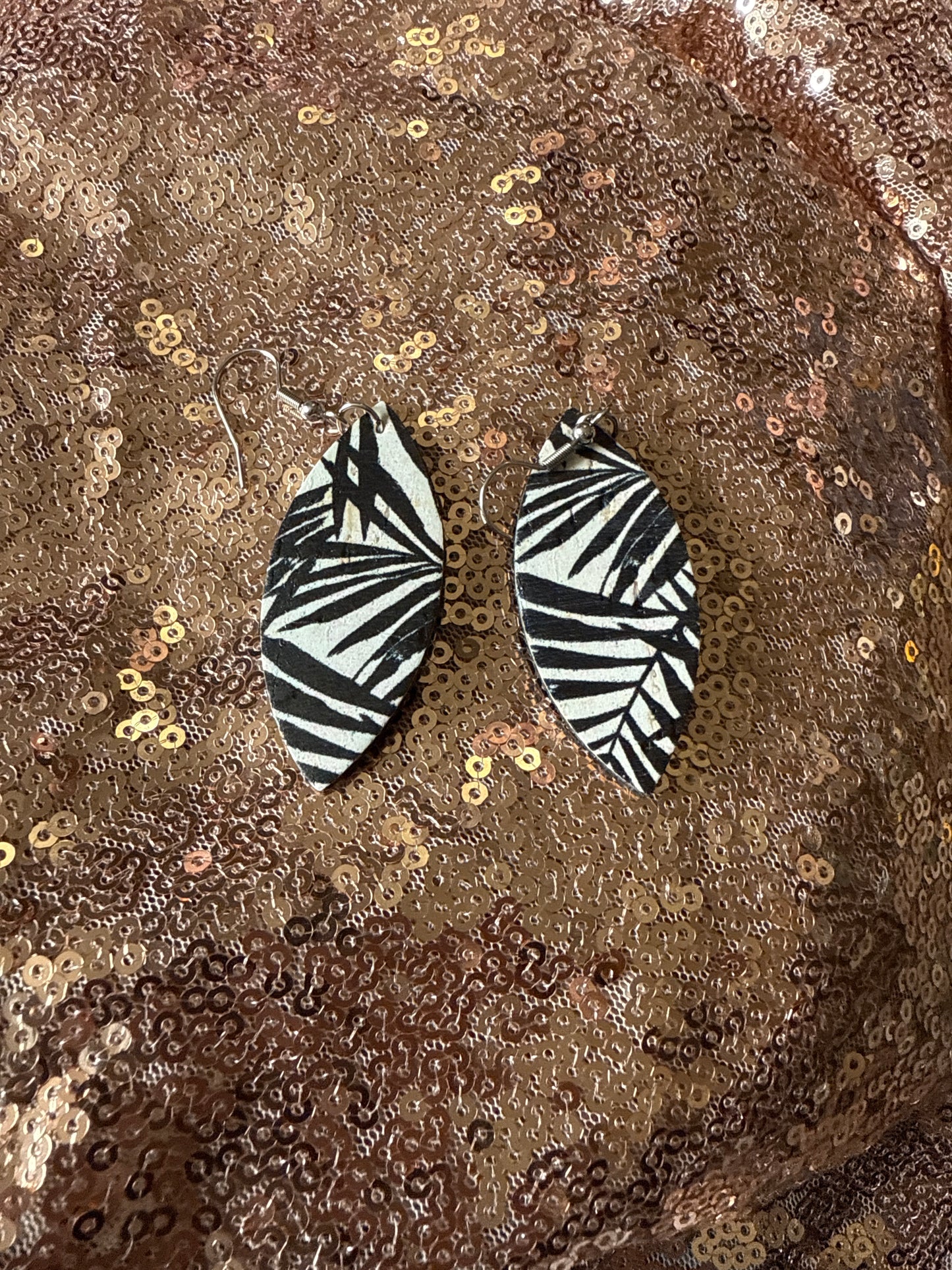 Black and white leather earring