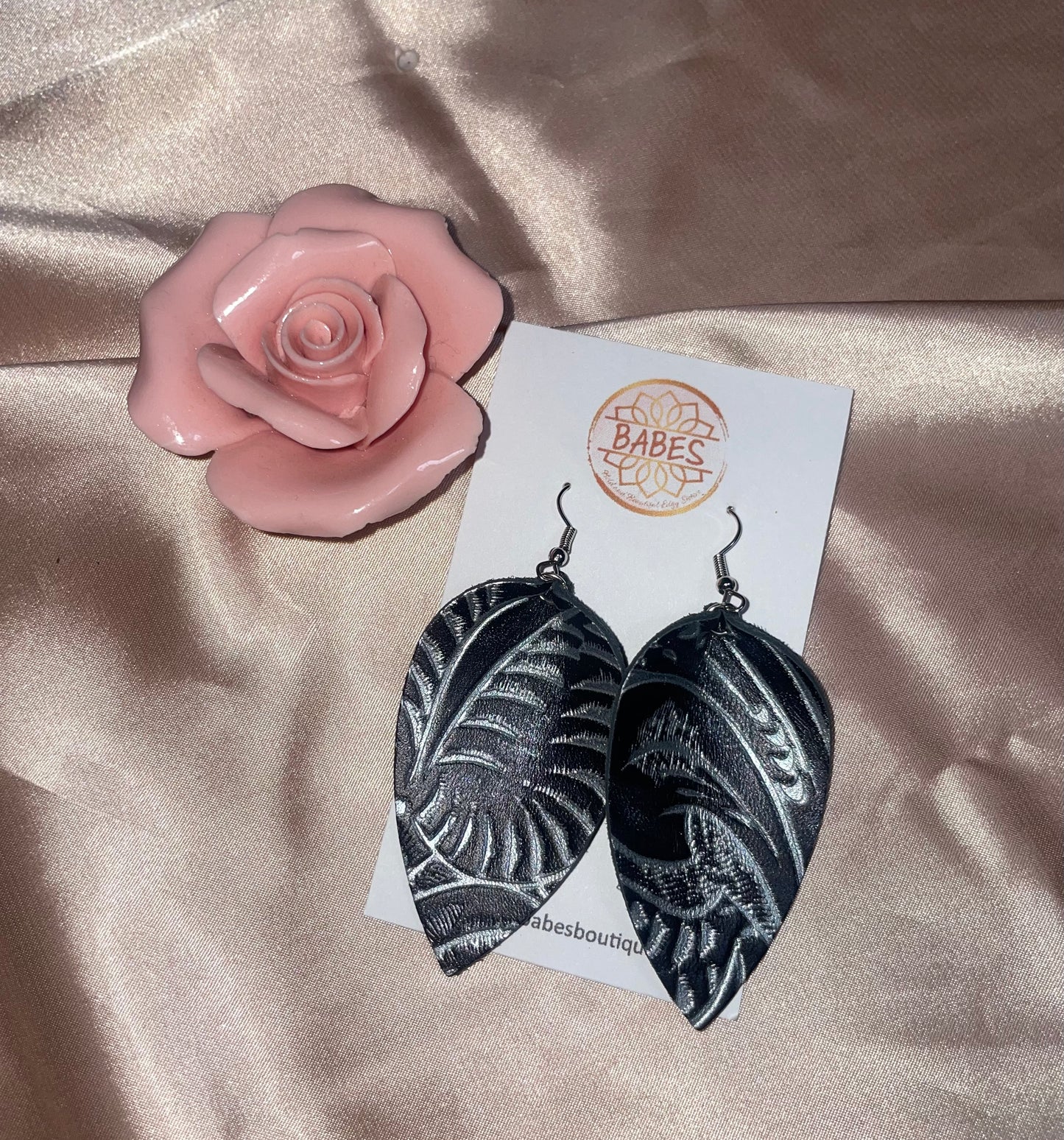 Leather tear drop black and silver print