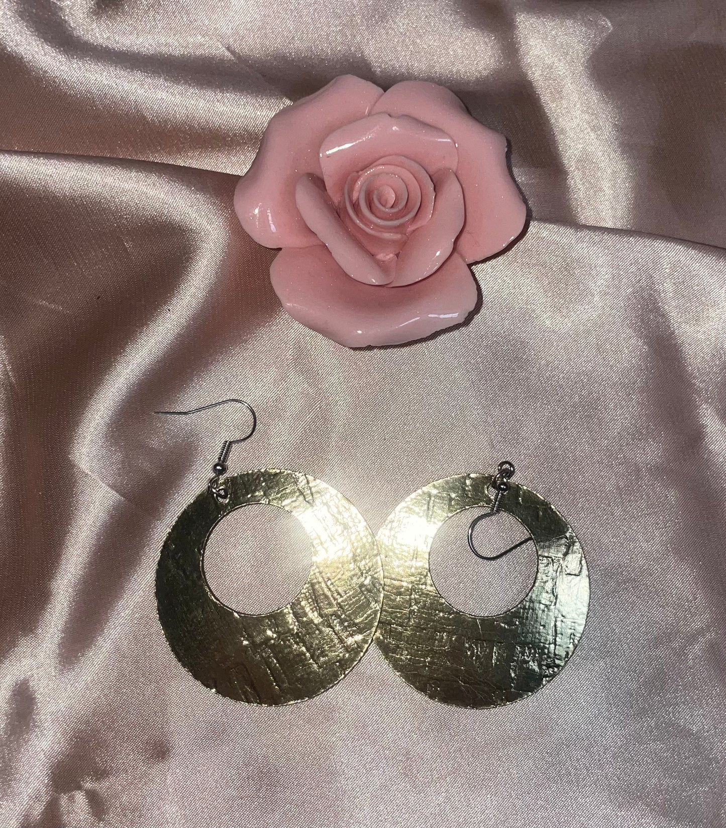 Gold leather circle earrings