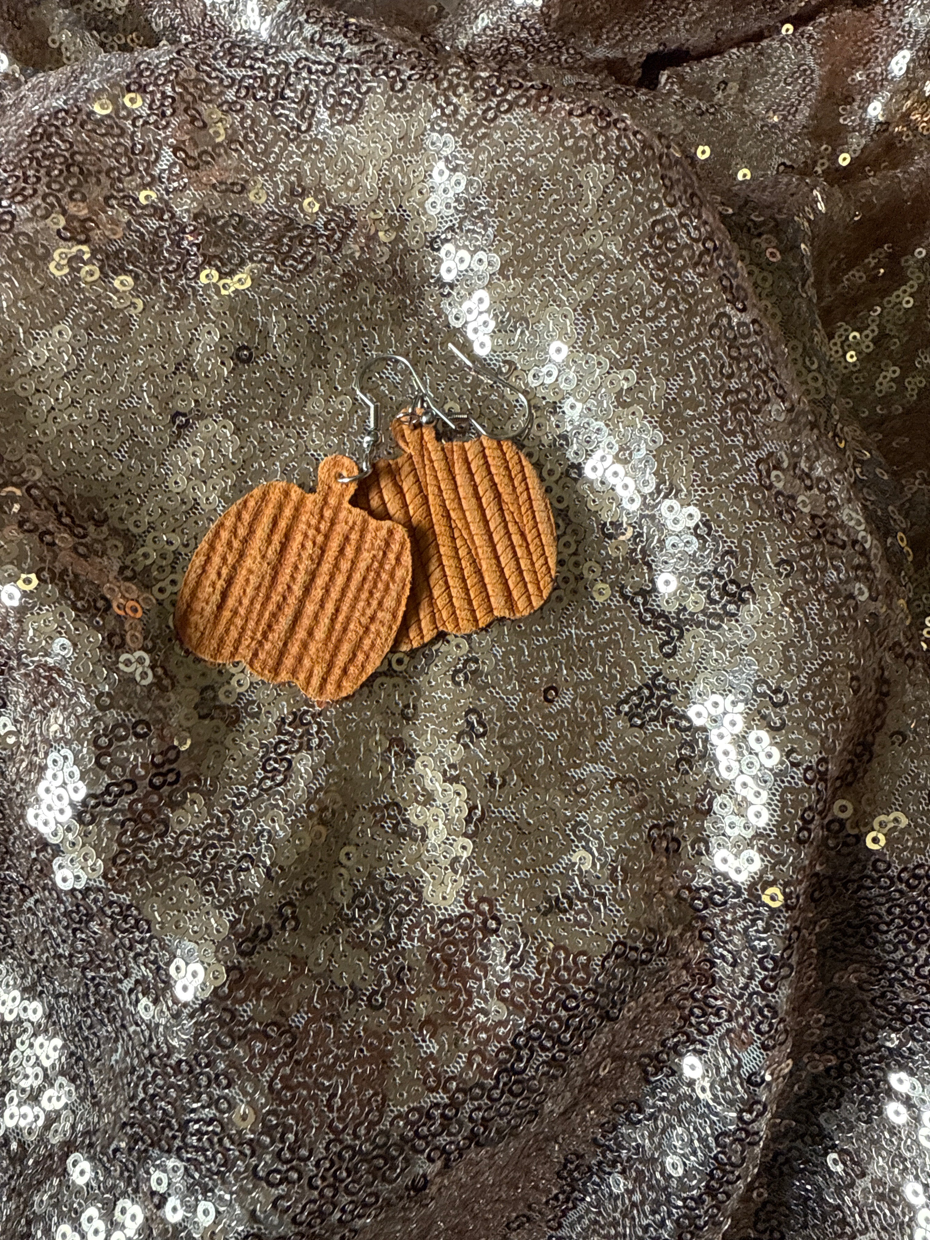 Orange pumpkin earring