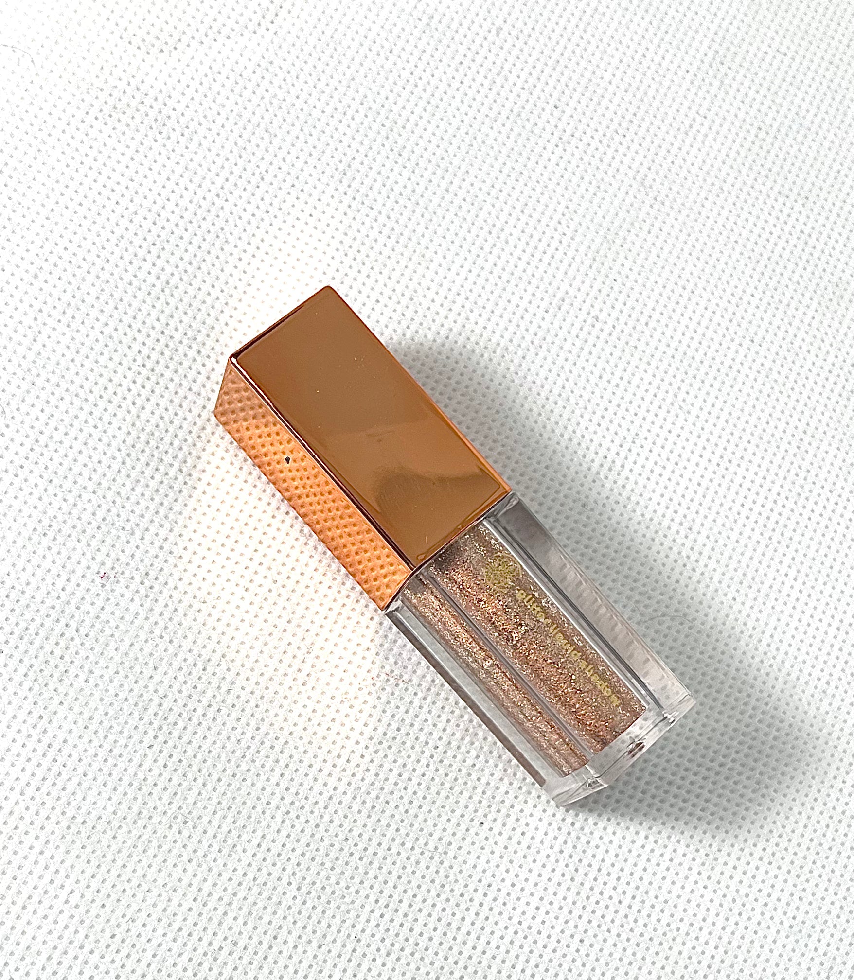 Liquid shimmer